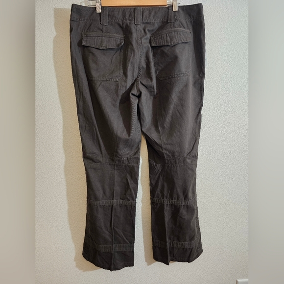 Cabela's Hiking Brown Cargo Pants - Picture 4 of 9